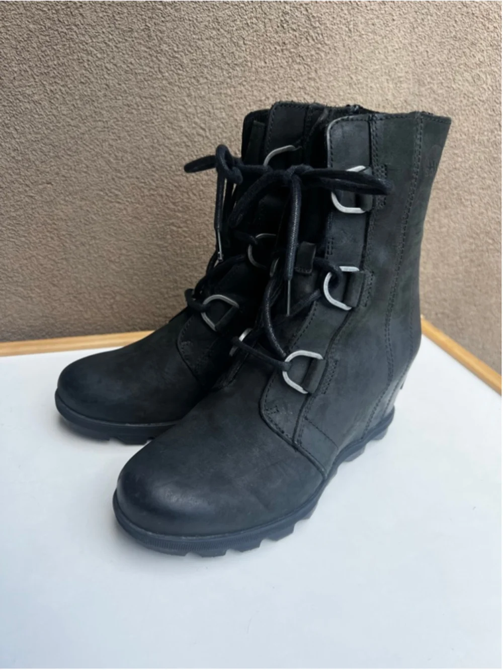 Sorel Black Wedge Boots Size 7.5 Joan of Arctic Leather Nubuck - Picture 6 of 8